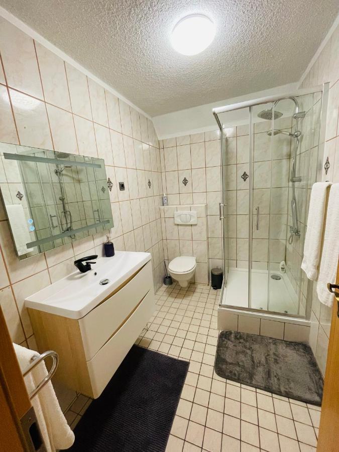 Easystay#3 Comfort Suite Ferienwohnung In Kliniknaehe Mit Boxspringbett & Netflix バート・エーンハウゼン エクステリア 写真